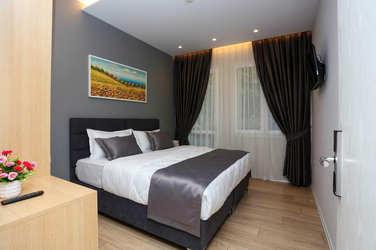 Emerald Boutique Hotel Tirana Zewnętrze zdjęcie