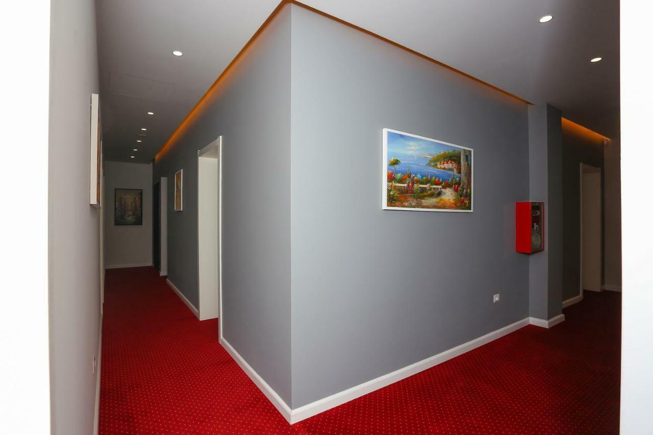 Emerald Boutique Hotel Tirana Zewnętrze zdjęcie