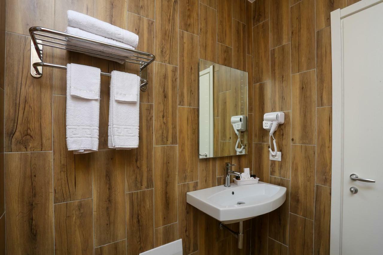 Emerald Boutique Hotel Tirana Zewnętrze zdjęcie