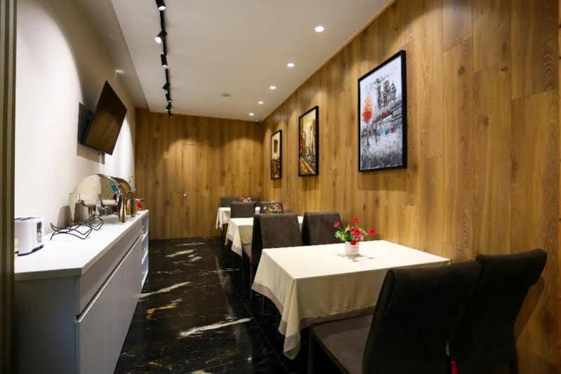 Emerald Boutique Hotel Tirana Zewnętrze zdjęcie