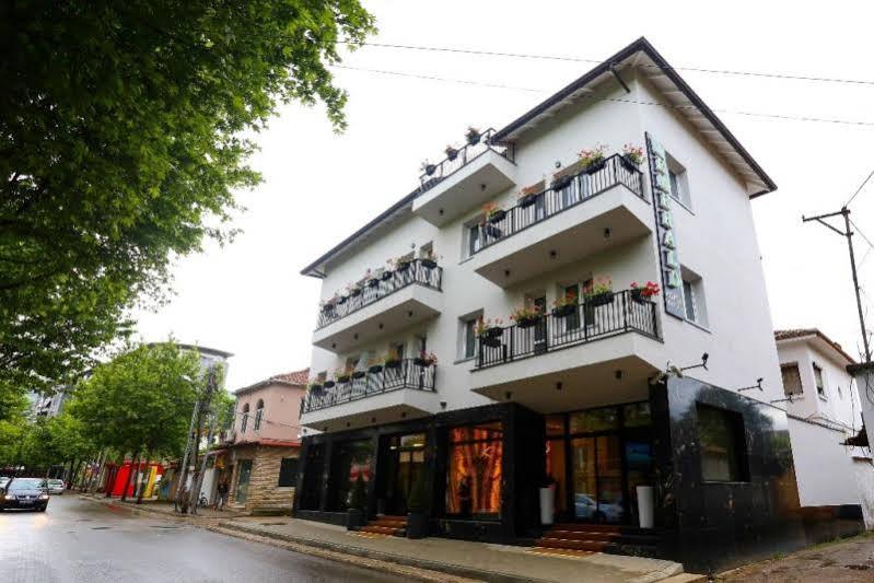 Emerald Boutique Hotel Tirana Zewnętrze zdjęcie