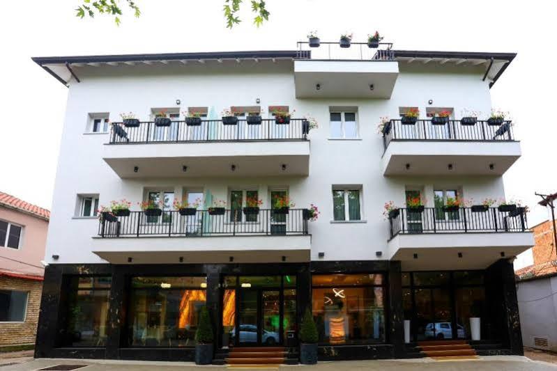 Emerald Boutique Hotel Tirana Zewnętrze zdjęcie