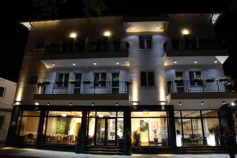 Emerald Boutique Hotel Tirana Zewnętrze zdjęcie